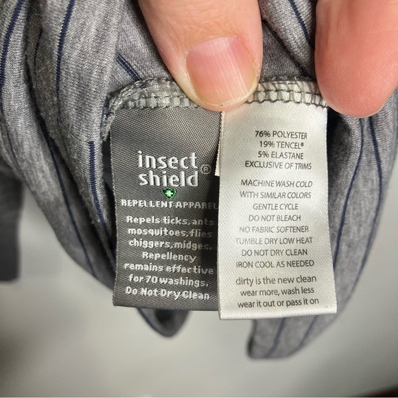 Toad & Co insect shield striped hooded long sleeve tee size small - Picture 8 of 9